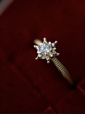 First Snowflake 9K Gold Ring