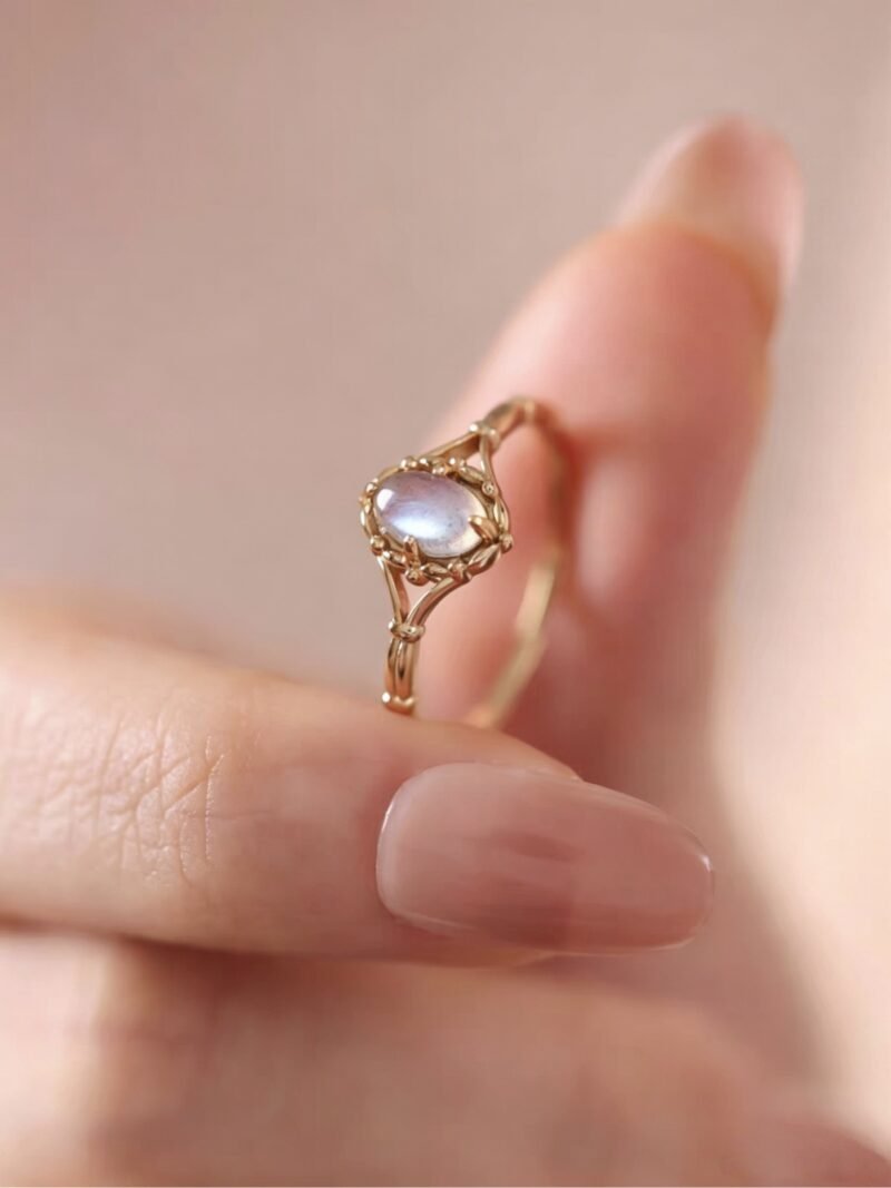 Tiny Starry Vintage Labradorite Gold Ring