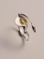 Horseshoe flower sterling silver vintage ring