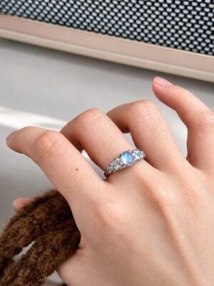 Blue Moonlight Natural Sapphire Silver Ring Floral Collection
